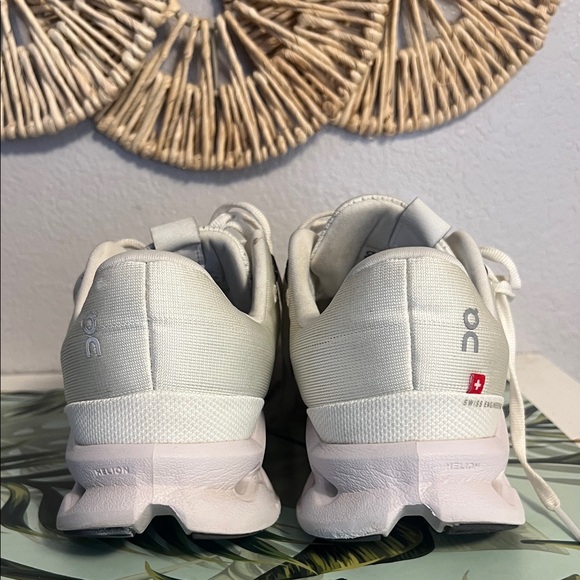 On Running White Sneakers with Black Details - Picture 3 of 12